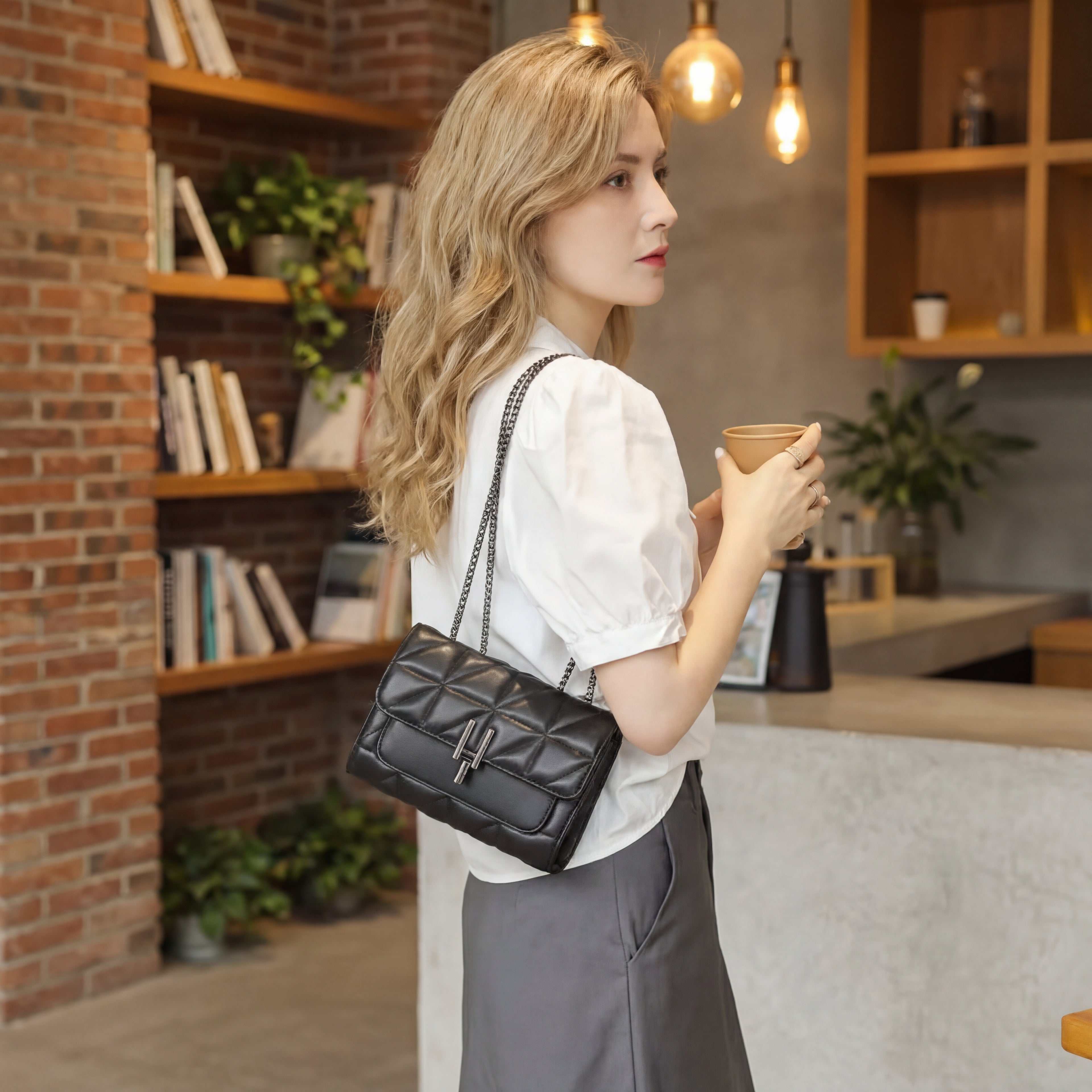 Women’s Classic Shoulder Handbag